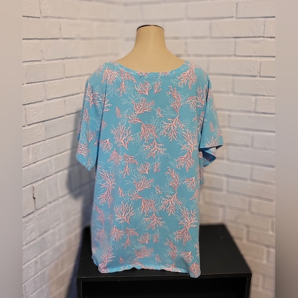 Belle Beach Coral Print T-shirt - Size 3XL - Picture 2 of 5